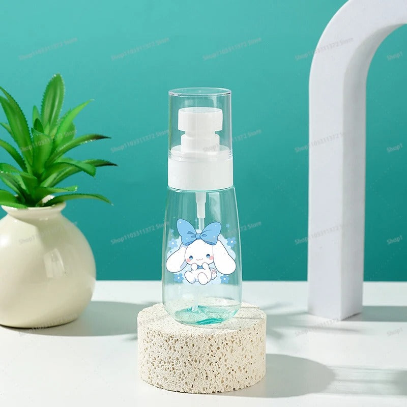 Hello Kitty Spray Recarregável. O Toque Kawaii Perfeito para a Sua Rotina de Skincare