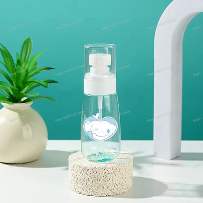 Hello Kitty Spray Recarregável. O Toque Kawaii Perfeito para a Sua Rotina de Skincare