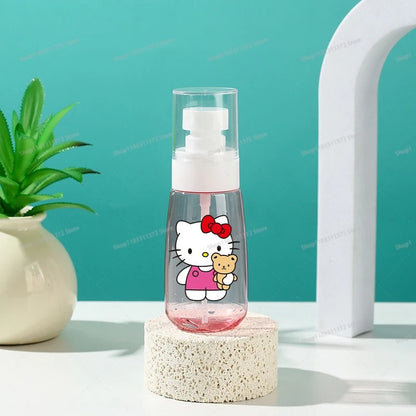 Hello Kitty Spray Recarregável. O Toque Kawaii Perfeito para a Sua Rotina de Skincare
